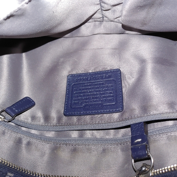 Blue and silver Coach Shoulder Handbag - Picture 5 of 6